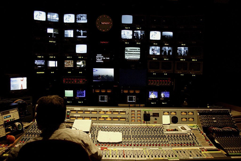 13 Broadcast Studio Control Room Ideas - Control Room Consoles
